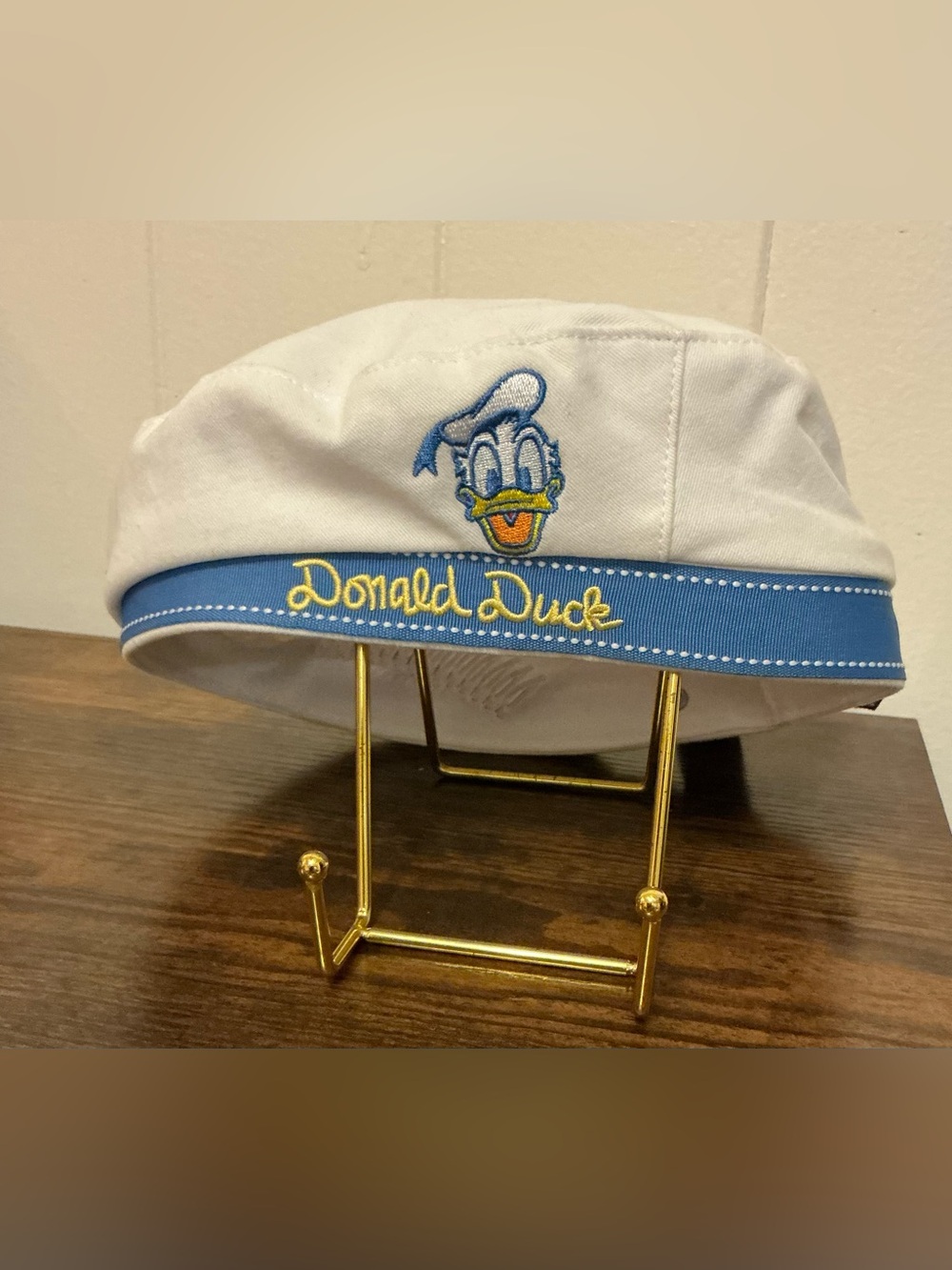 A rare adult exclusively released Shanghai Disney Resort Donald Duck sailor hat